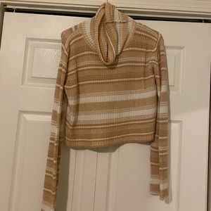 Turtleneck cropped sweater